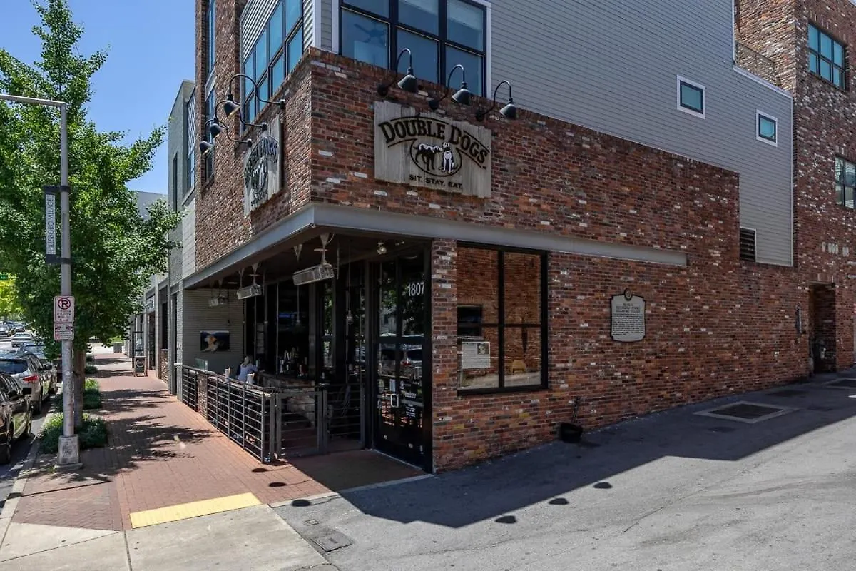 The Nomad 4 Studio Buyout 16 Guests In Hillsboro Nashville 0*,